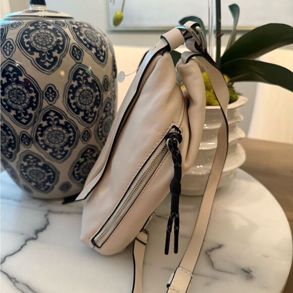 Rag & bone Hayden Sling - Leather and Recycled Materials ⭐️read description - Picture 4 of 10